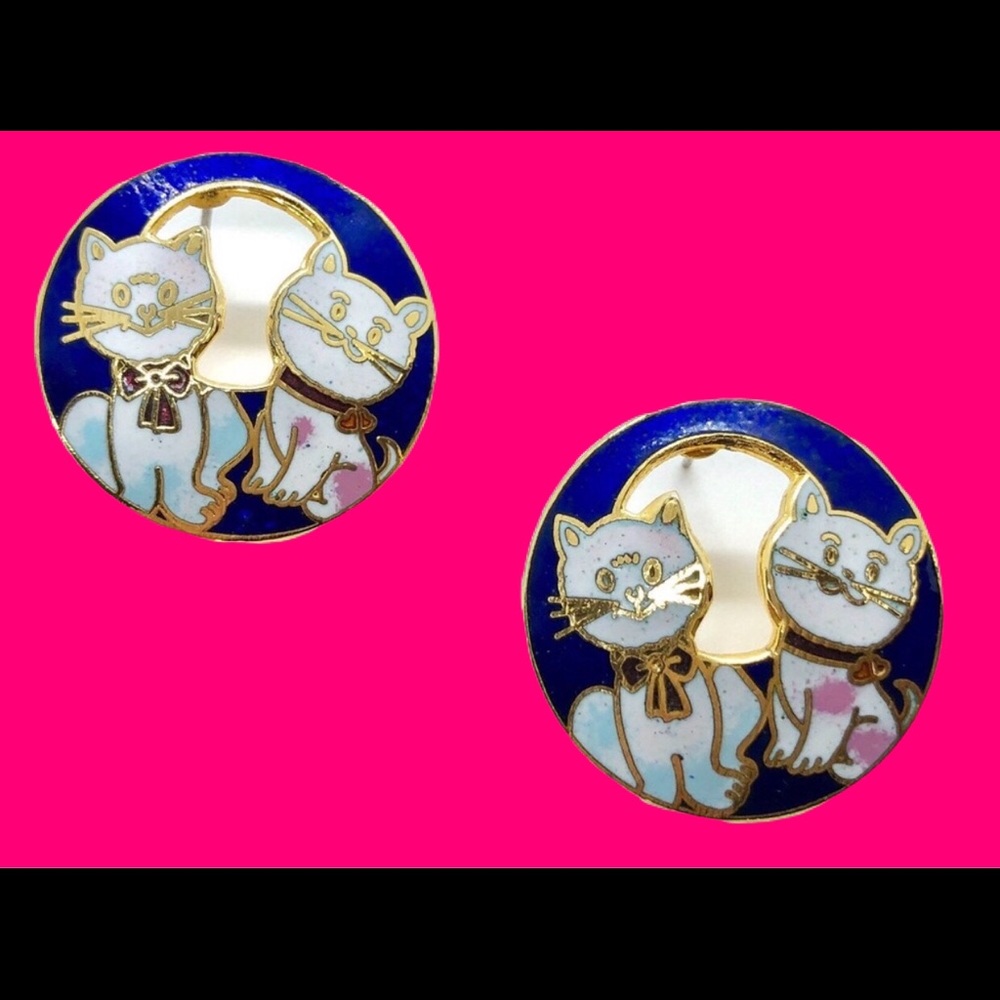 Cute Enamel Happy Kitty Cat Earrings Vintage Kitty